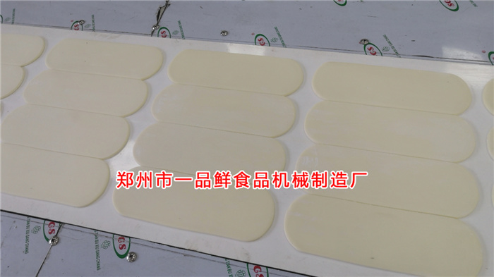 設(shè)備生產(chǎn)面食樣品展示